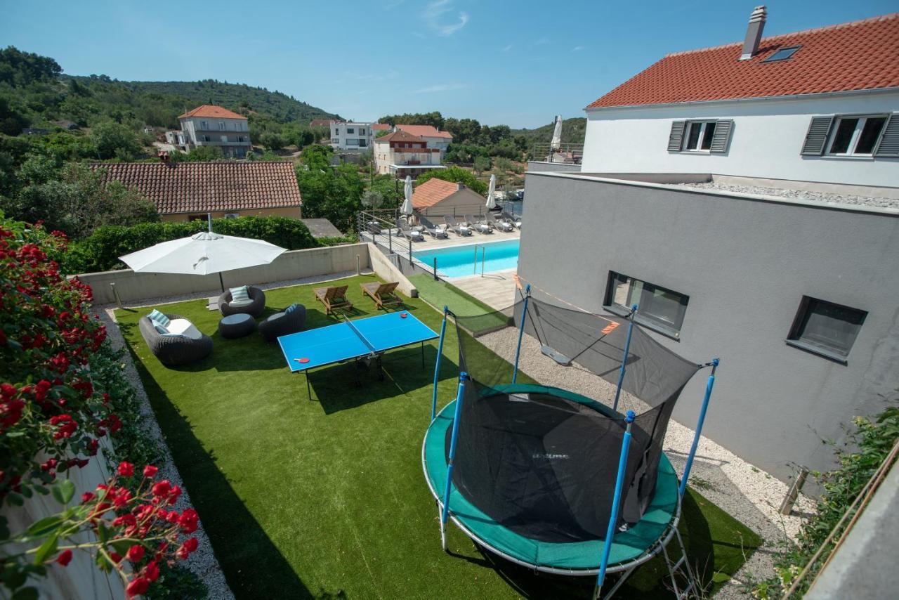 Villa Median Žman 外观 照片